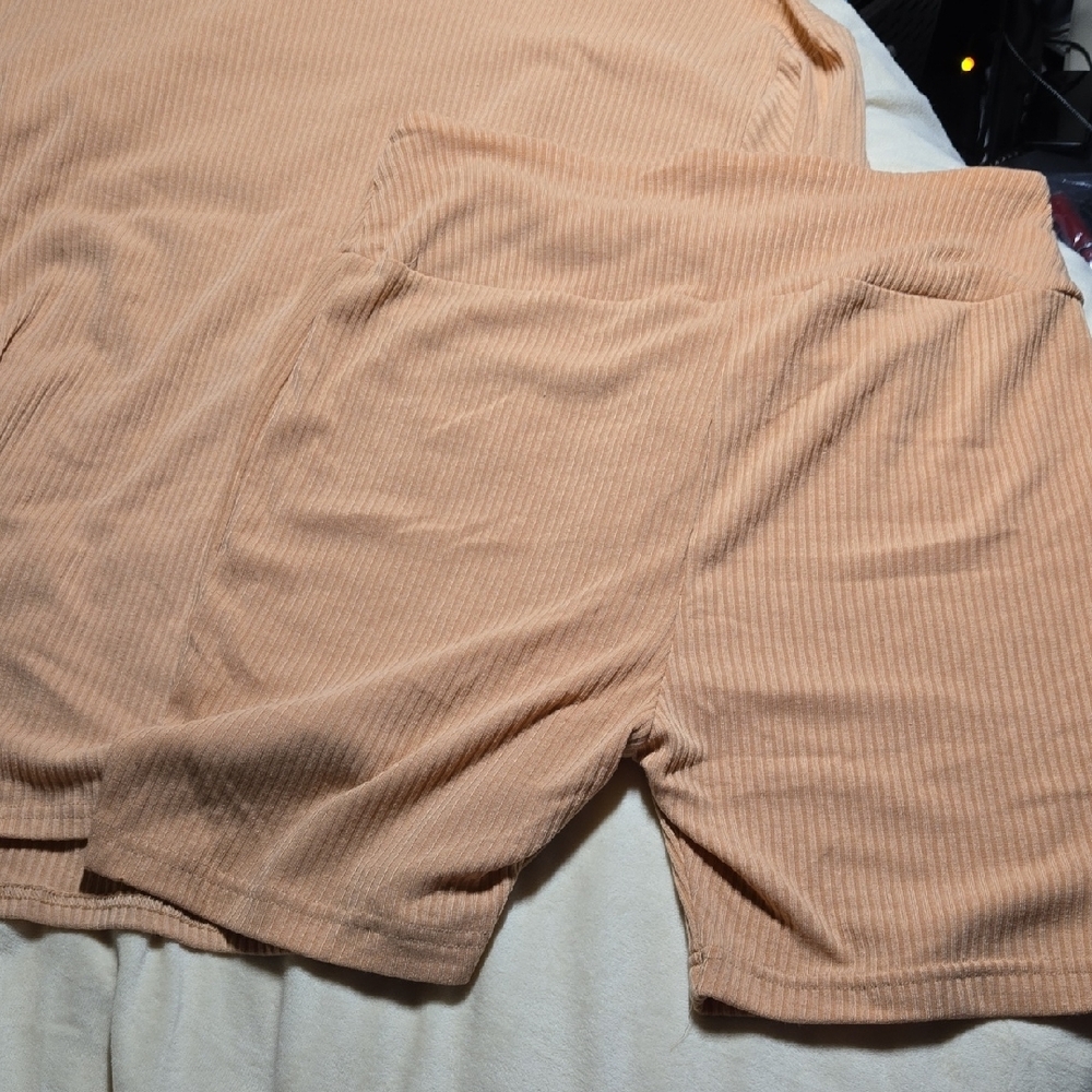 NWT Ribbed Tan Lounge Set - Picture 2 of 4